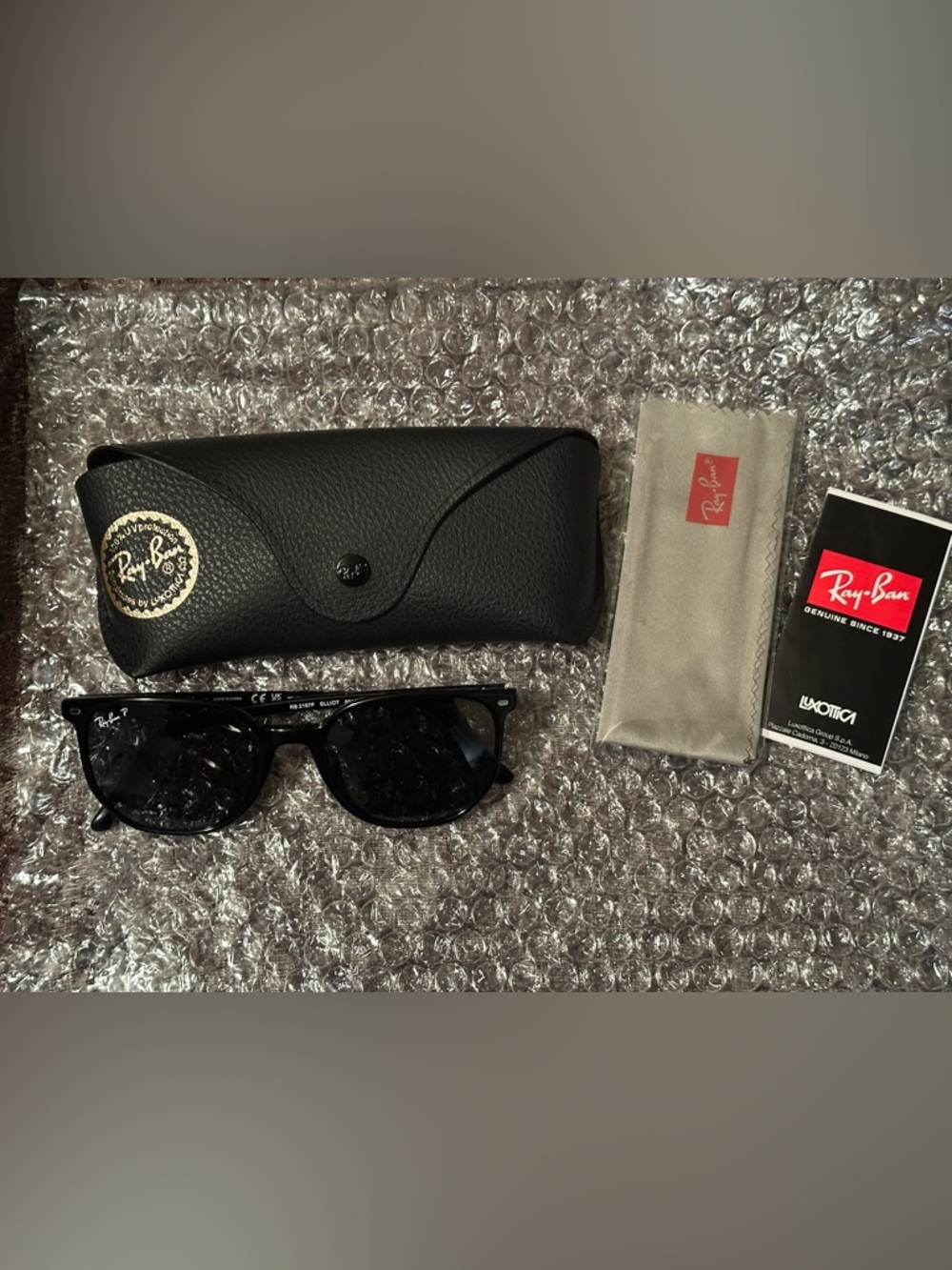 Ray-Ban Polarized Black Elliot Sunglasses RB 2197F 54/19/145